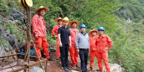 天等县矿产资源勘查项目部揭牌